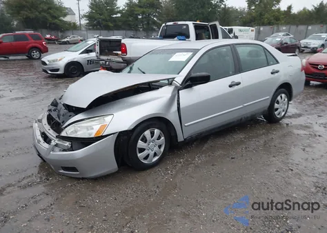 2007 Honda Accord 2.4 Vp z USA, uszkodzony, nr VIN 1HGCM56117A061054